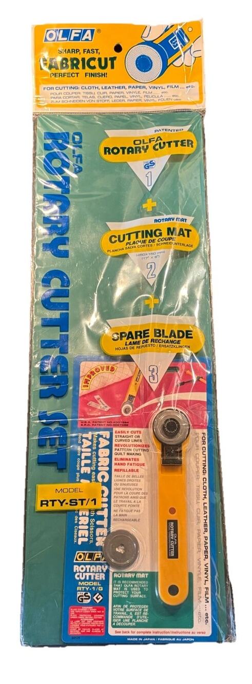 OLFA Rotary Fabric Cutter with Spare Blade Craft 17” X 6” Mat RTY-ST/1